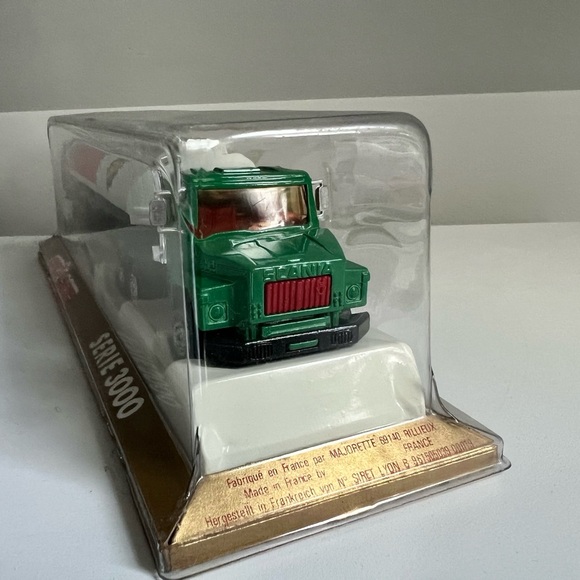 Vintage Majorette Scania BP Oil Tractor Trailer Semi Truck Series 3000, France - Picture 4 of 9